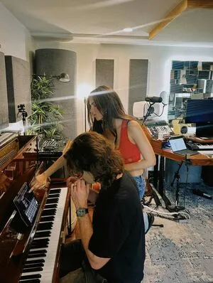 Victoria Justice OnlyFans Leaked Free Thumbnail Picture - #XFpe9AsAGM