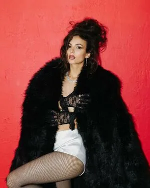 Victoria Justice OnlyFans Leaked Free Thumbnail Picture - #eWKXLWTINL