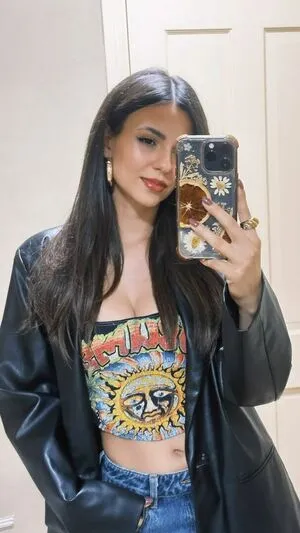 Victoria Justice OnlyFans Leaked Free Thumbnail Picture - #jAvpzKsYn8
