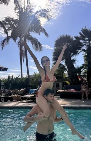 Victoria Justice OnlyFans Leaked Free Thumbnail Picture - #ofakRU2ve3