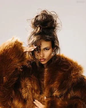 Victoria Justice OnlyFans Leaked Free Thumbnail Picture - #pOBd05JFXG