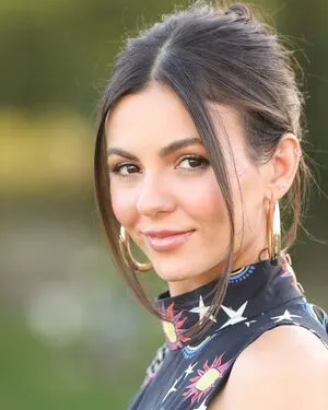 Victoria Justice OnlyFans Leaked Free Thumbnail Picture - #wrgUcn6C8C
