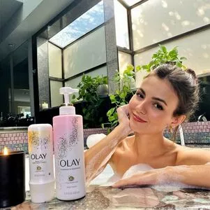 Victoria Justice OnlyFans Leaked Free Thumbnail Picture - #1O5avUMZyg