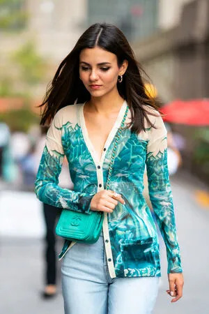 Victoria Justice OnlyFans Leaked Free Thumbnail Picture - #1k4Y46Aktq
