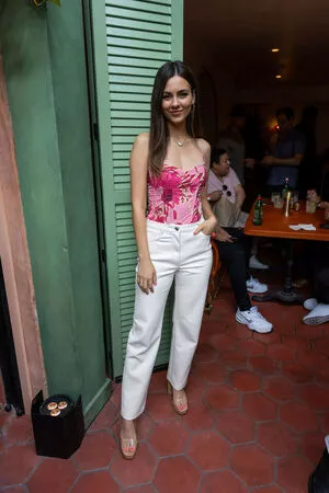 Victoria Justice OnlyFans Leaked Free Thumbnail Picture - #8lOaIby2JB