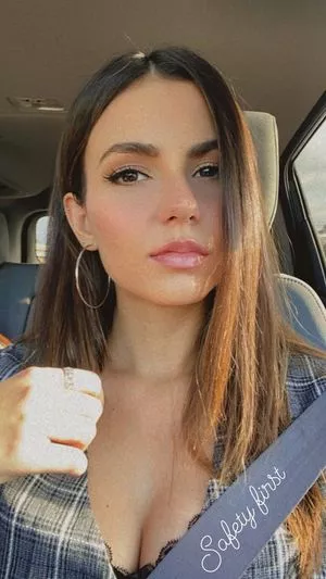 Victoria Justice OnlyFans Leaked Free Thumbnail Picture - #DX8VU8TM5y