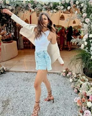 Victoria Justice OnlyFans Leaked Free Thumbnail Picture - #EXnXnSe118