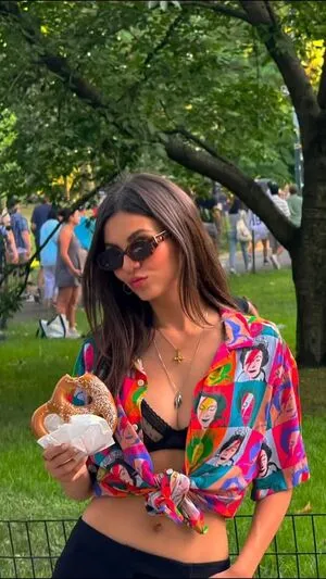 Victoria Justice OnlyFans Leaked Free Thumbnail Picture - #EfIRXUh0eZ