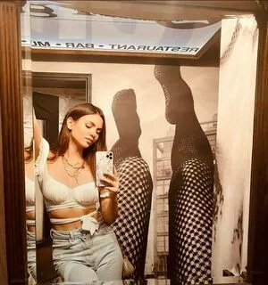 Victoria Justice OnlyFans Leaked Free Thumbnail Picture - #GFui5osYo8