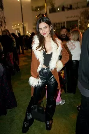 Victoria Justice OnlyFans Leaked Free Thumbnail Picture - #Ga25pXLLRb