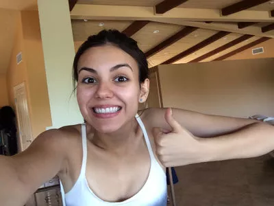 Victoria Justice OnlyFans Leaked Free Thumbnail Picture - #IsnWVqoiHs