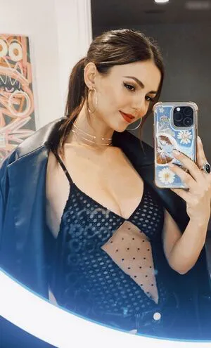 Victoria Justice OnlyFans Leaked Free Thumbnail Picture - #IvuZCa3QN6