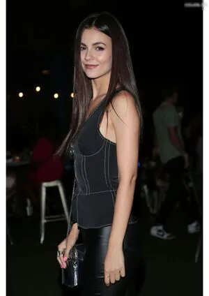 Victoria Justice OnlyFans Leaked Free Thumbnail Picture - #JHBXaoCooS