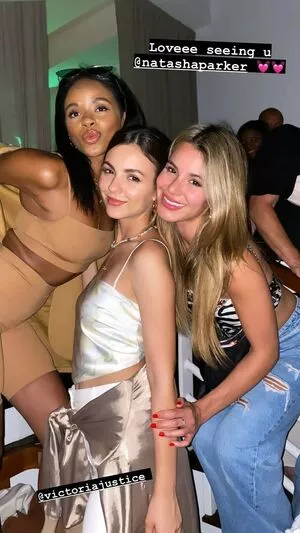 Victoria Justice OnlyFans Leaked Free Thumbnail Picture - #LCDQhUfdUZ