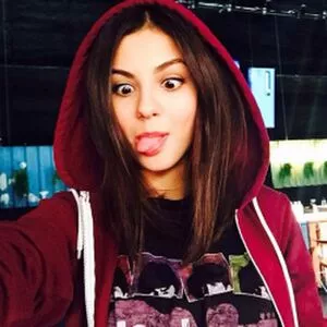 Victoria Justice OnlyFans Leaked Free Thumbnail Picture - #LyJm3Wvluu