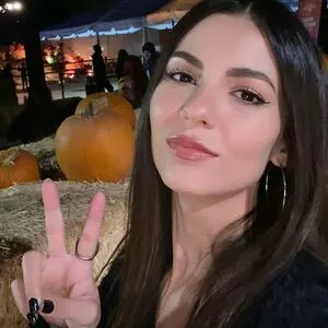 Victoria Justice OnlyFans Leaked Free Thumbnail Picture - #P3teZqlWeq