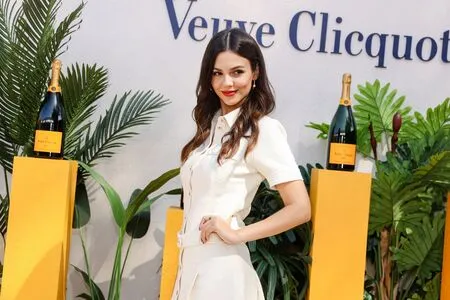 Victoria Justice OnlyFans Leaked Free Thumbnail Picture - #PhsiIxUA1P