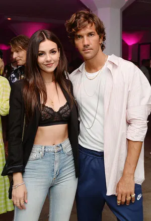 Victoria Justice OnlyFans Leaked Free Thumbnail Picture - #RUDrN6d1QO