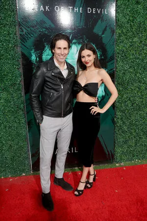 Victoria Justice OnlyFans Leaked Free Thumbnail Picture - #WCArlTVz9J