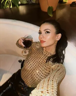 Victoria Justice OnlyFans Leaked Free Thumbnail Picture - #YVehweW9m3