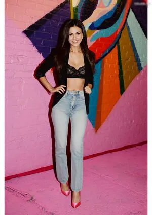 Victoria Justice OnlyFans Leaked Free Thumbnail Picture - #YgUzY8xORf