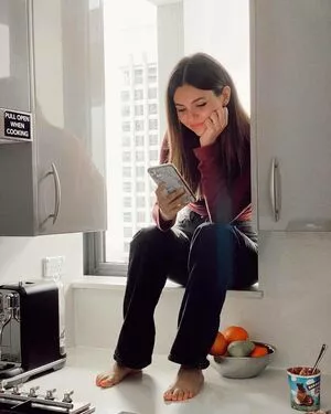 Victoria Justice OnlyFans Leaked Free Thumbnail Picture - #ZD15zwNf6X
