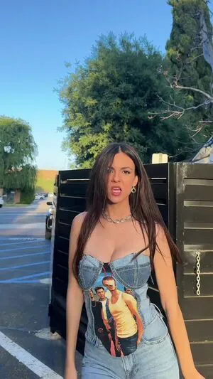 Victoria Justice OnlyFans Leaked Free Thumbnail Picture - #cmNEPqM2yt