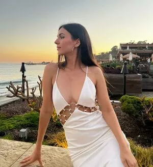 Victoria Justice OnlyFans Leaked Free Thumbnail Picture - #djfo6T9aAX
