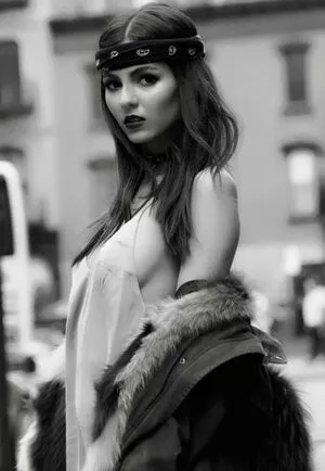 Victoria Justice OnlyFans Leaked Free Thumbnail Picture - #h7RhA8iies