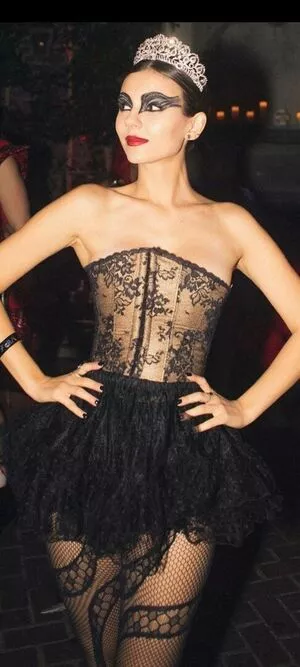 Victoria Justice OnlyFans Leaked Free Thumbnail Picture - #k5HFAMS0Pu