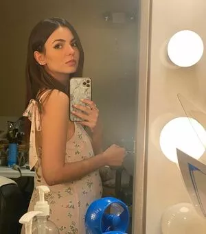 Victoria Justice OnlyFans Leaked Free Thumbnail Picture - #k6XM8bdiM1