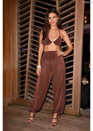 Victoria Justice OnlyFans Leaked Free Thumbnail Picture - #kmGHBIar8Q