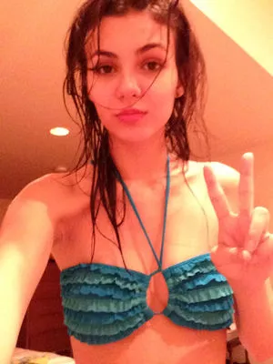 Victoria Justice OnlyFans Leaked Free Thumbnail Picture - #tMLsoDNrbJ