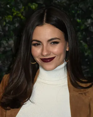 Victoria Justice OnlyFans Leaked Free Thumbnail Picture - #y8y4jelQkR