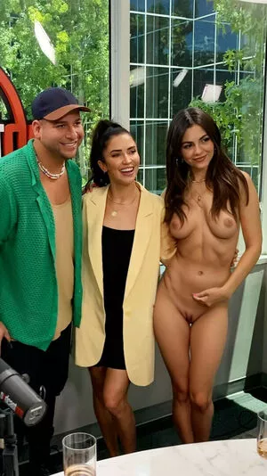 Victoria Justice OnlyFans Leaked Free Thumbnail Picture - #z3IV976YYO