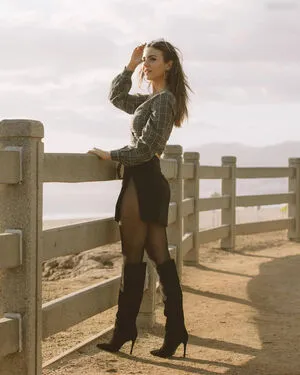 Victoria Justice OnlyFans Leaked Free Thumbnail Picture - #zOMOK68NX5