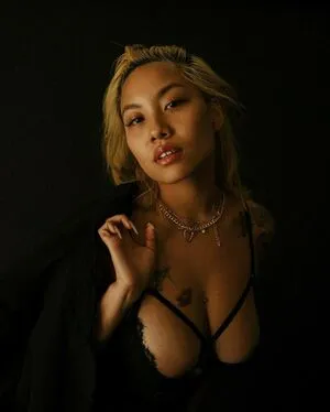 Victoria Kuang OnlyFans Leaked Free Thumbnail Picture - #KOEJXMLdon