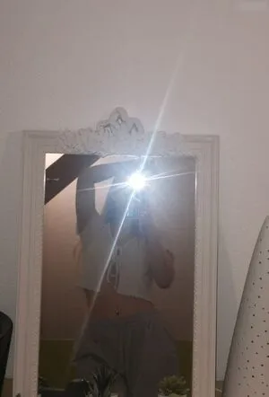 Victoria Schneider OnlyFans Leaked Free Thumbnail Picture - #OiAKlavkC3