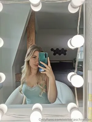 Victoria Schneider OnlyFans Leaked Free Thumbnail Picture - #imbg0hp923