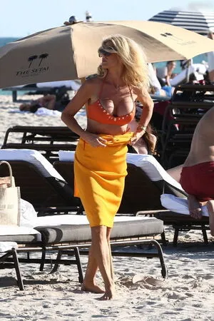 Victoria Silvstedt OnlyFans Leaked Free Thumbnail Picture - #KhKvjcBBya