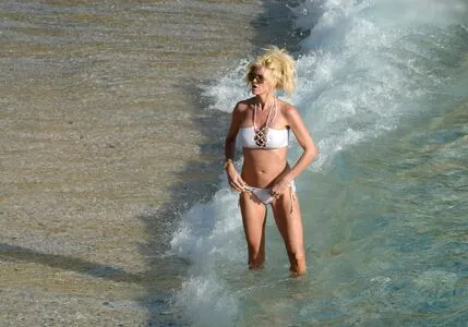 Victoria Silvstedt OnlyFans Leaked Free Thumbnail Picture - #PDD8kqJyis