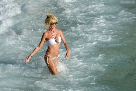 Victoria Silvstedt OnlyFans Leaked Free Thumbnail Picture - #PSqgGe3SD0