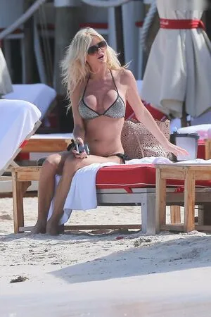 Victoria Silvstedt OnlyFans Leaked Free Thumbnail Picture - #REaKikN8Dz