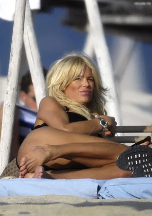 Victoria Silvstedt OnlyFans Leaked Free Thumbnail Picture - #Sng8DLcfTB