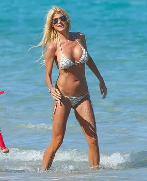 Victoria Silvstedt OnlyFans Leaked Free Thumbnail Picture - #YPlLM5koLx