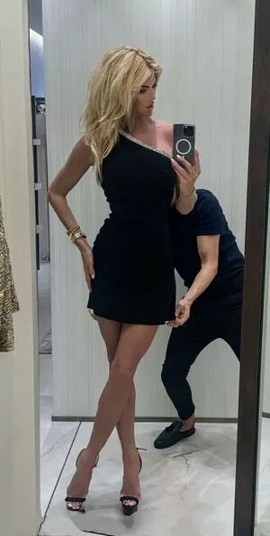Victoria Silvstedt OnlyFans Leaked Free Thumbnail Picture - #naMZaup5Xf