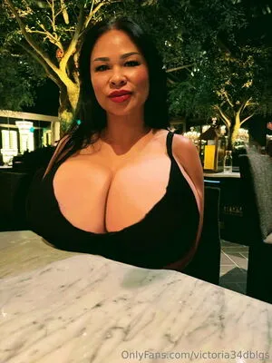 Victoria34dblgs OnlyFans Leaked Free Thumbnail Picture - #8Re4edeKMD