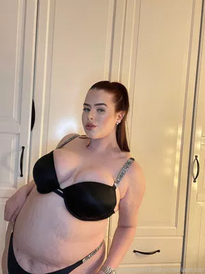 victoria_kellyy OnlyFans Leaked Free Thumbnail Picture - #M6hRt6VF2H