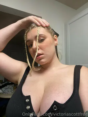 Victoriascottfree OnlyFans Leaked Free Thumbnail Picture - #wC0JERYRIS