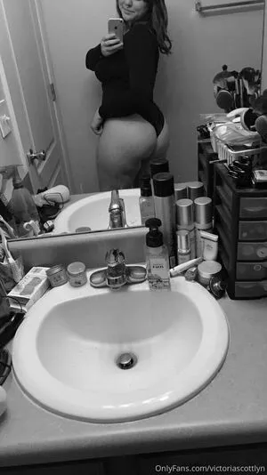 Victoriascottlyn OnlyFans Leaked Free Thumbnail Picture - #36LpO4pAbj